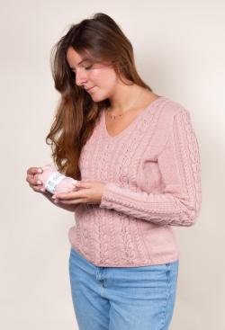 Fiche modèle - Pull col V à torsades - Bergère de France