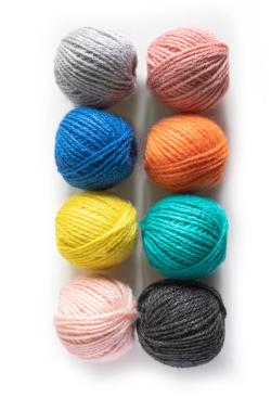 Kit de 8 petites pelotes, couleurs assorties - Bergère de France