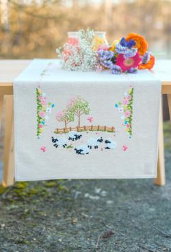 Kit chemin de table moutons dans le pré - Bergère de France