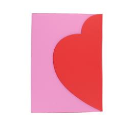Carnet de notes rose et cœur rouge
