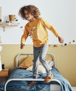 Pyjama jaune en coton et message graphique garcon - 6 A