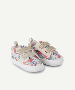 Chaussons style baskets bébé fille roses et imprimé fleuri - 3-6 M
