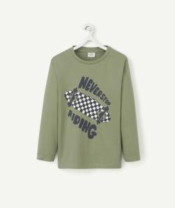 T-shirt garçon en coton bio kaki avec skate en damier - 10 A