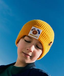 Bonnet garçon en tricot jaune avec patch smiley et messages - 10-14 A
